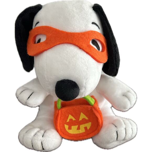 Hallmark Peanuts Halloween Snoopy Pumpkin Mask 6 Inch Plush Stuffed Toy - Picture 1 of 3